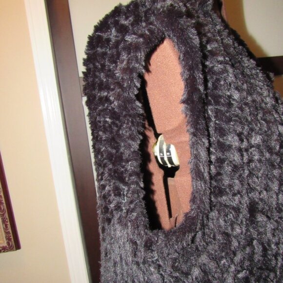 Women's DOLCE CABO Ultra Soft Vest.  Size M. New Without Tags - Picture 7 of 9